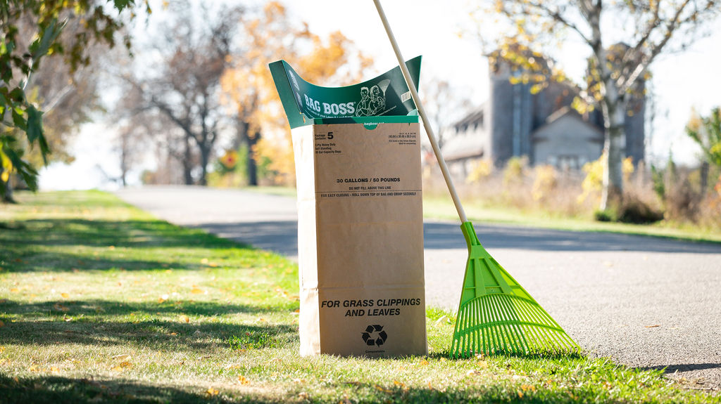 Bag Boss Lawn and Leaf bag system